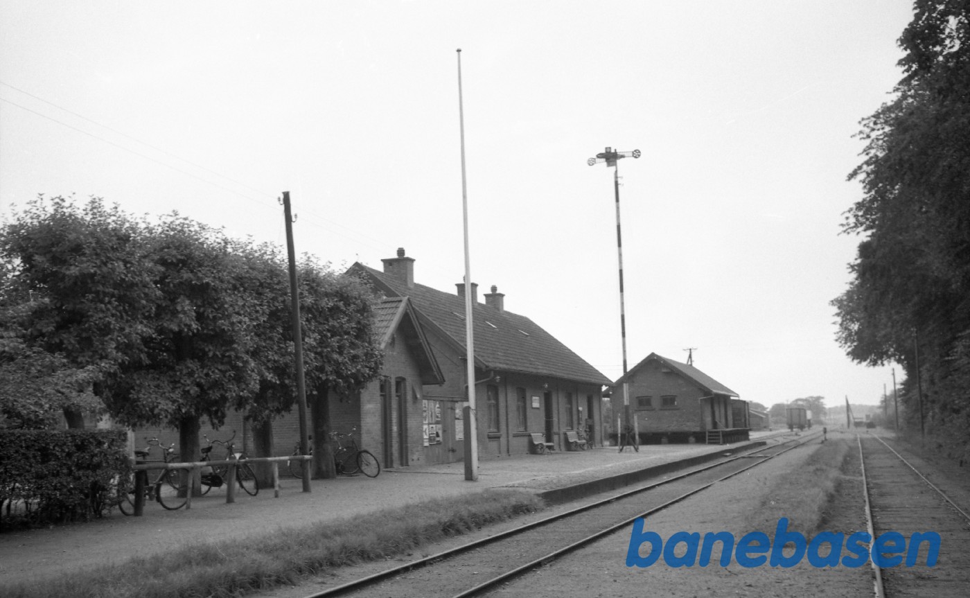 Gandrup station Gandrup station