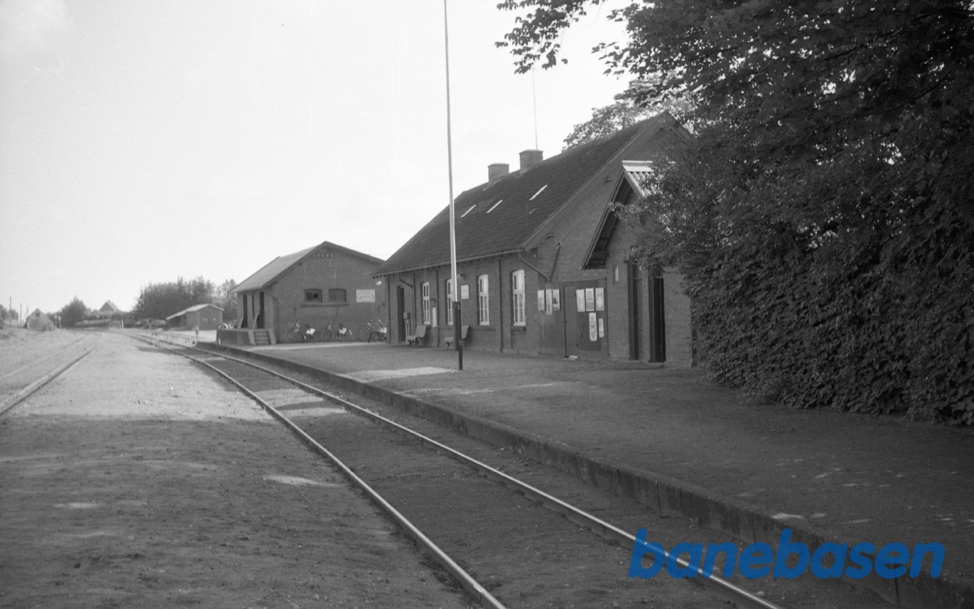 Dybvad station Dybvad station