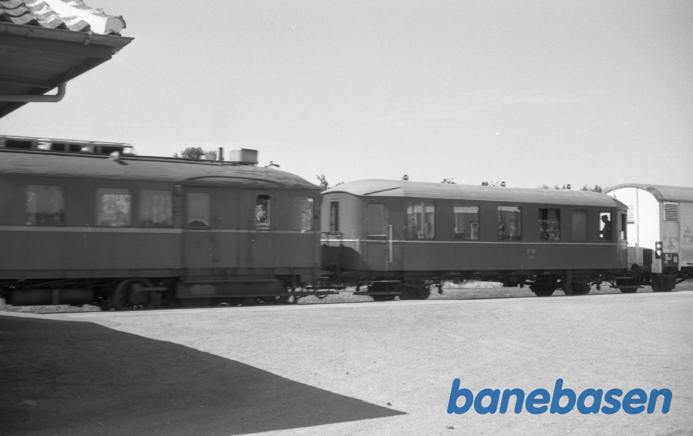 Strandby station med SB F 2 Strandby station med SB F 2
