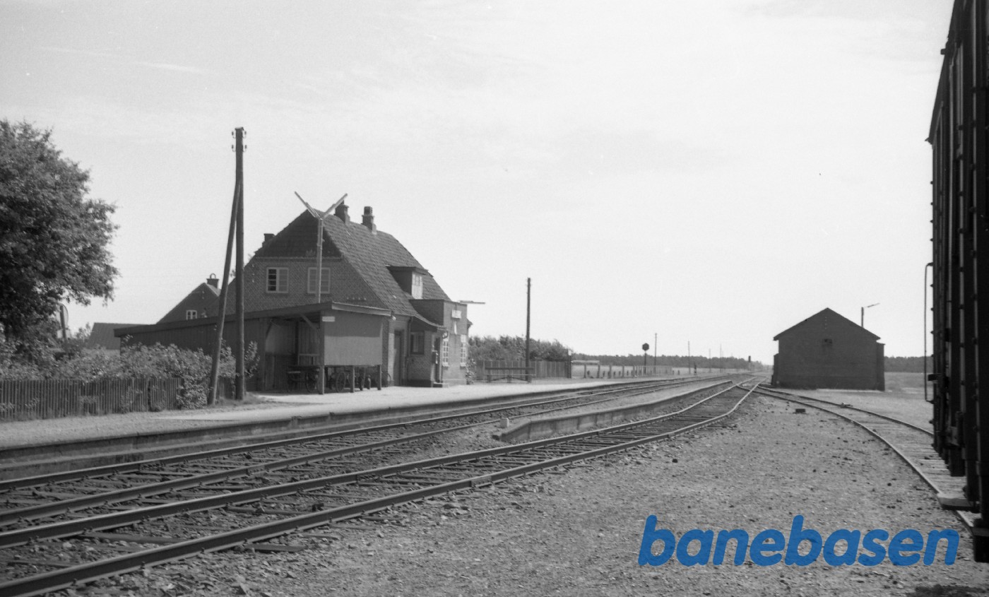 Ålbæk station Ålbæk station