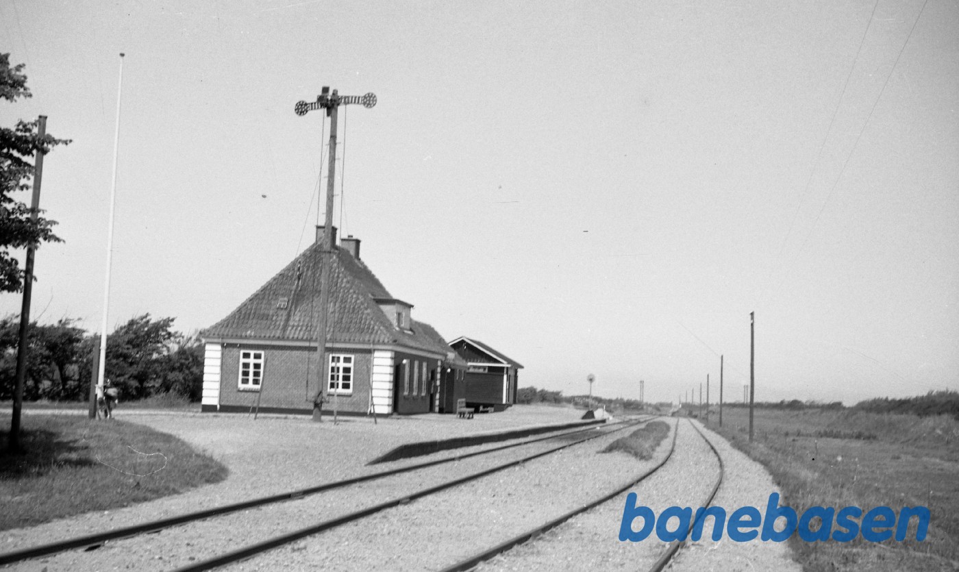 Gjølstrup Station Gjølstrup Station