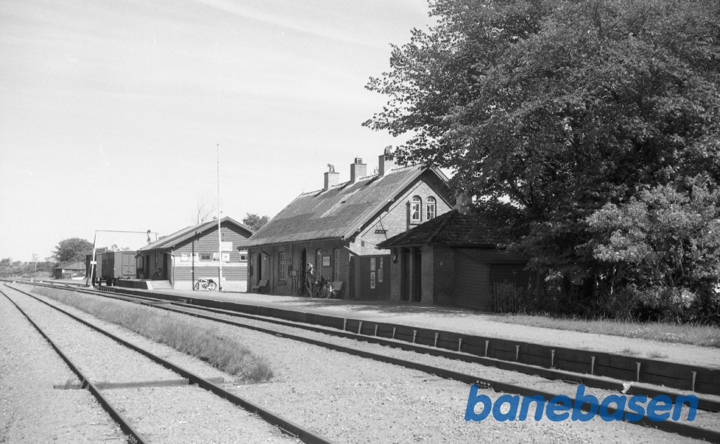 Halvrimmen station Halvrimmen station