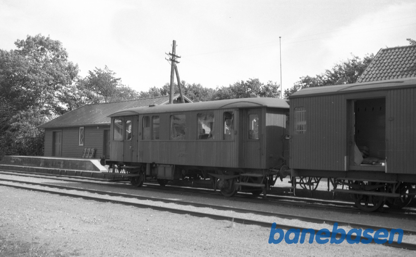 AHJ M 5202 på Brovst station AHJ M 5202 på Brovst station