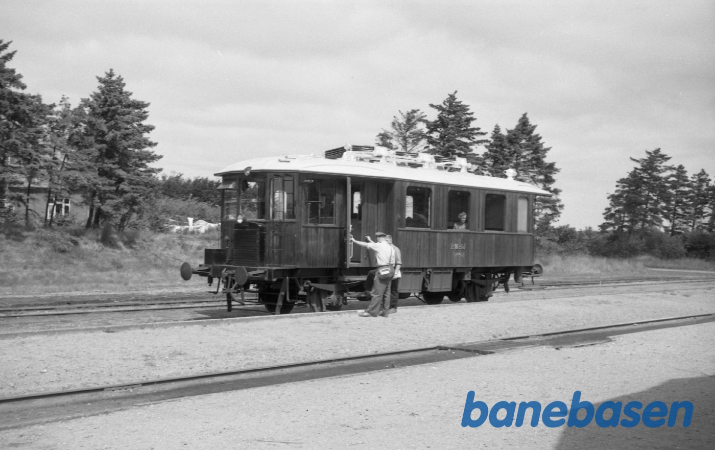 Ørnhøj station med RØHJ M 4 Ørnhøj station med RØHJ M 4