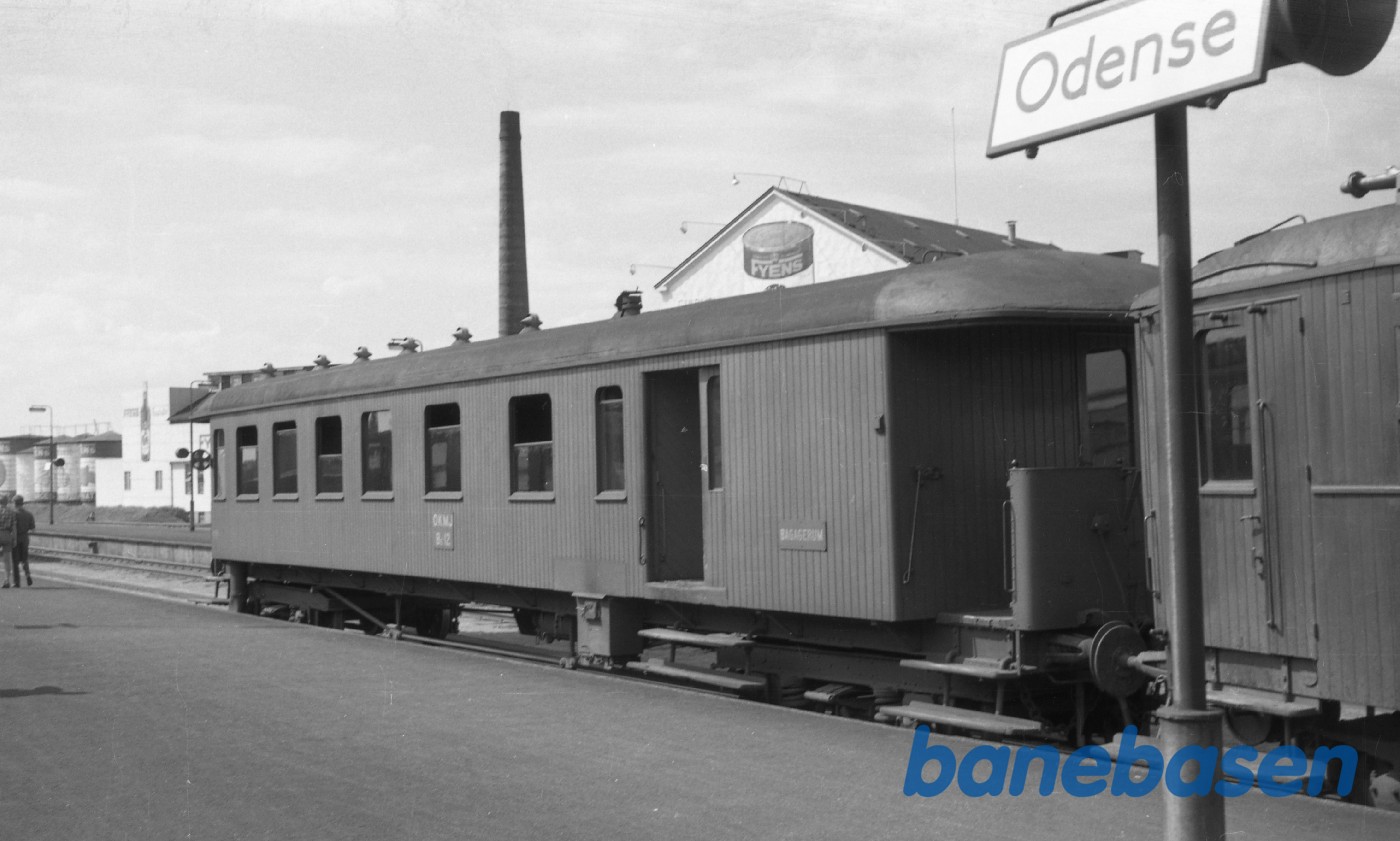 Odense station. OKMJ Be 12 Odense station. OKMJ Be 12