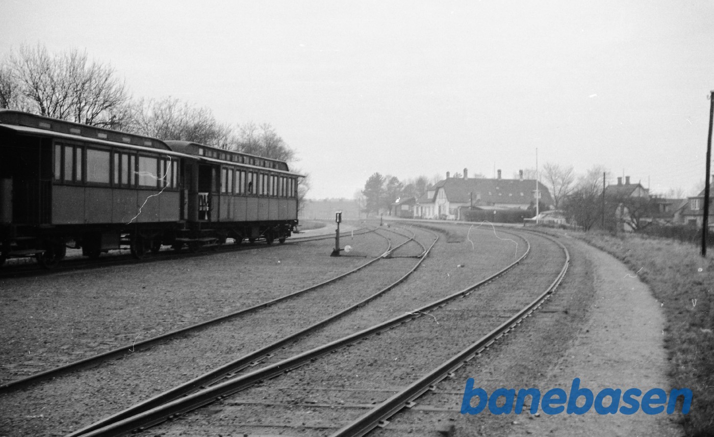 Hornbæk station.Personvogne på sidesporet Hornbæk station.Personvogne på sidesporet