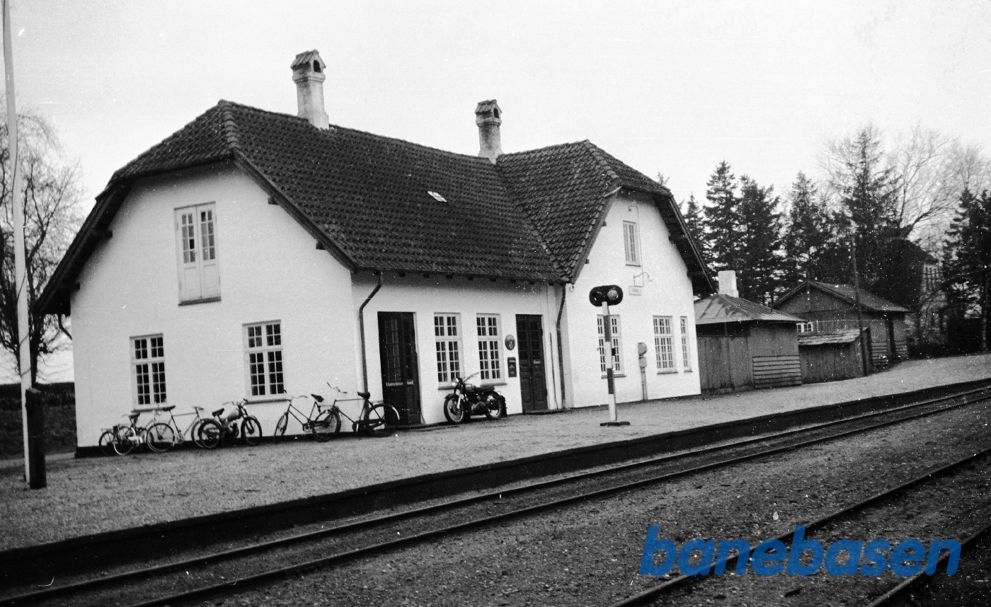 Firhøj station Firhøj station
