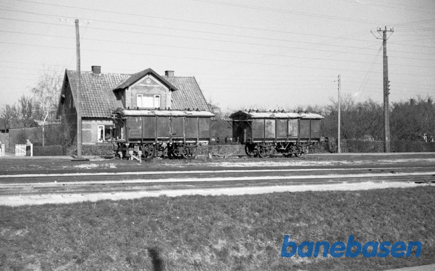 Stubberup Station. 2 kalkvogne til normalspor Stubberup Station. 2 kalkvogne til normalspor