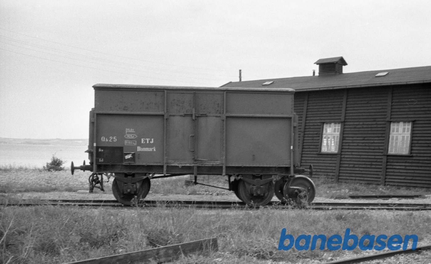 Ebeltoft station. ETJ Qb 25 Ebeltoft station. ETJ Qb 25