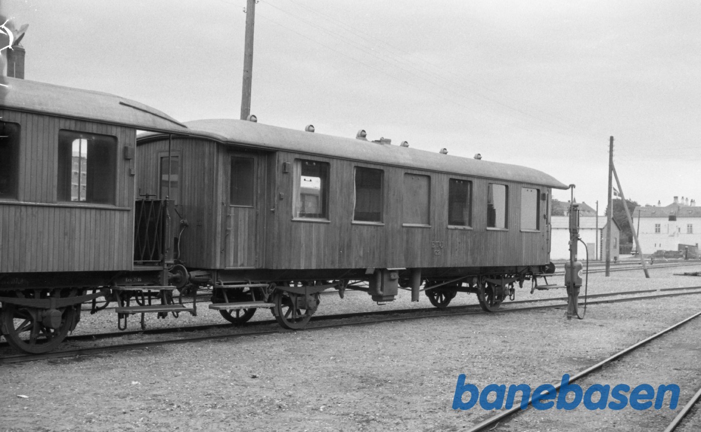 Ebeltoft station. ETJ C 2 Ebeltoft station. ETJ C 2