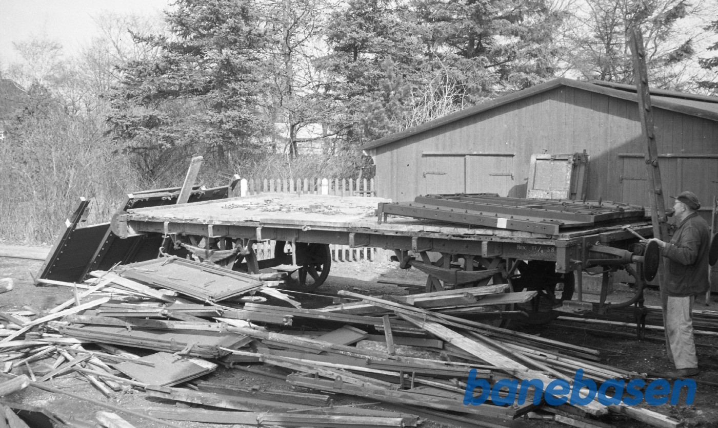 Hårlev.Q vogn under ophugning Hårlev.Q vogn under ophugning