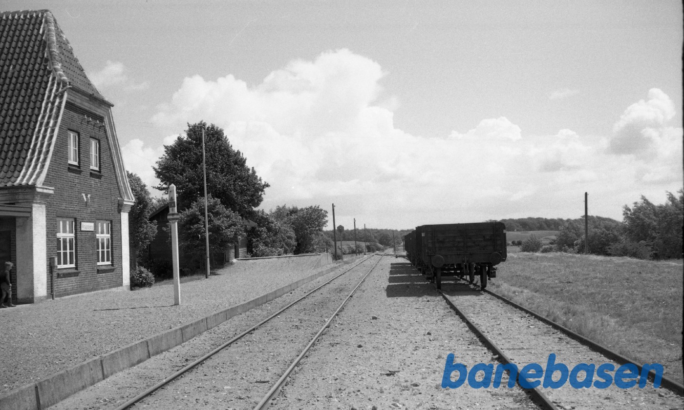 Krogsbjerg station Krogsbjerg station