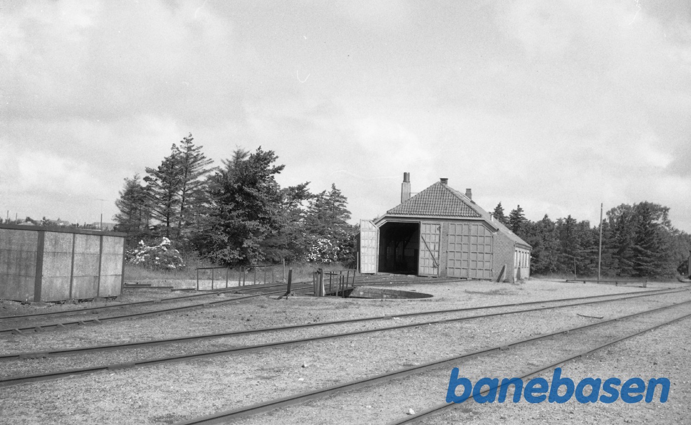 Holsterbro syd station. Remisen Holsterbro syd station. Remisen