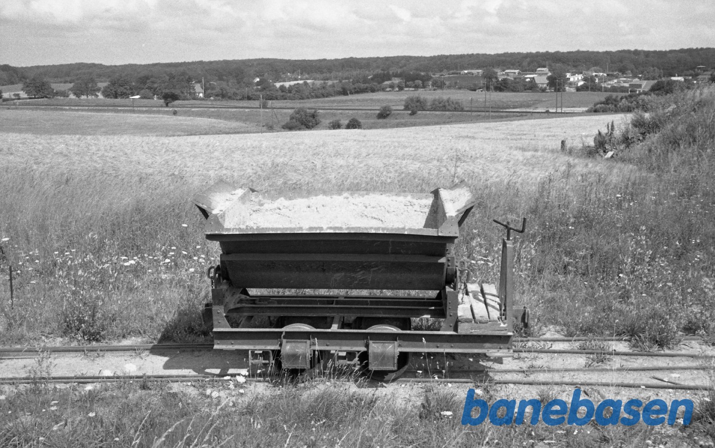 Hammersholt. Ny. værk. Tipvogn. Hammersholt. Ny. værk. Tipvogn.