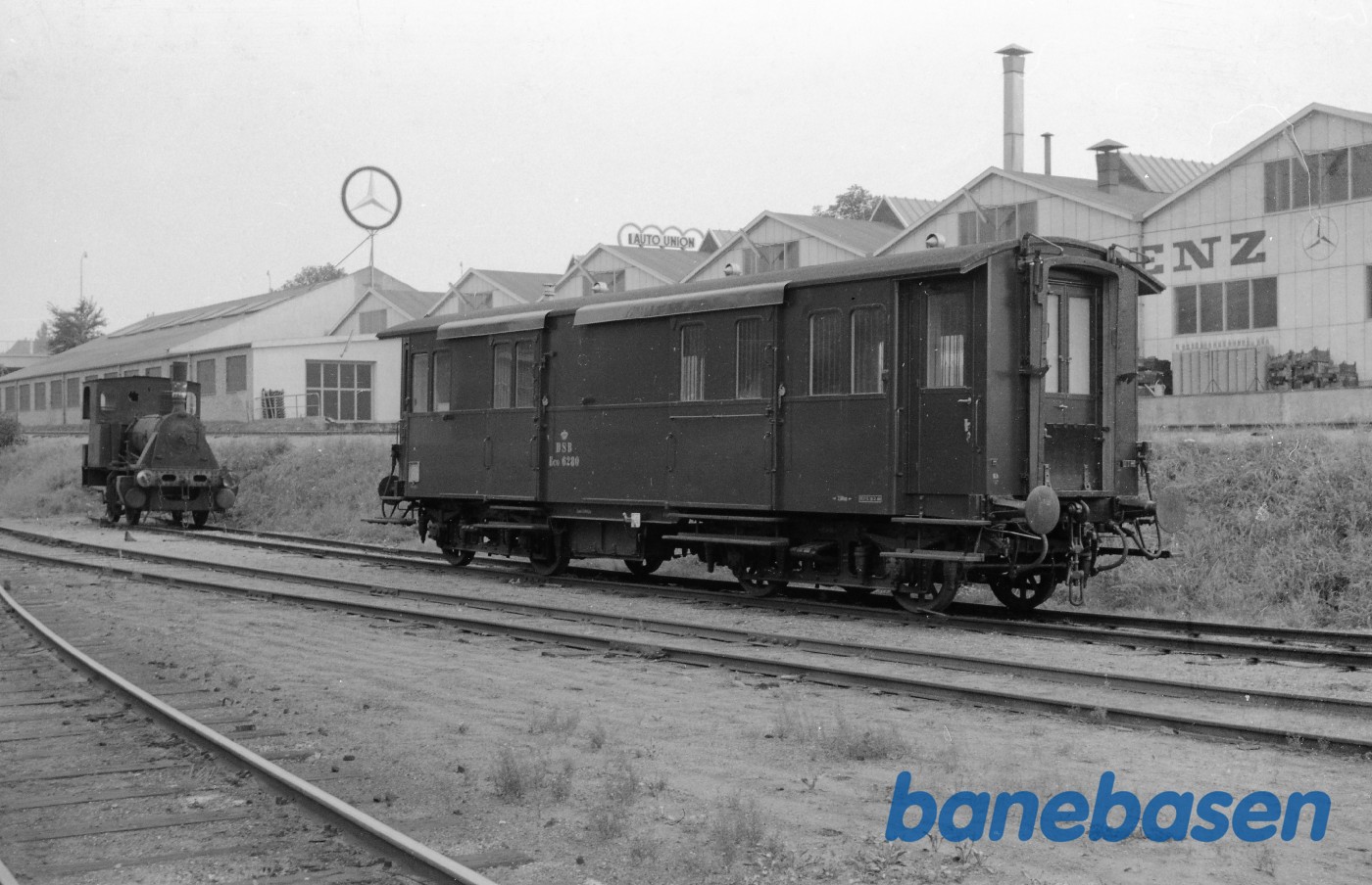 Hillerød- Gl. plads. Eco 6280. Kgl ligvogn Hillerød- Gl. plads. Eco 6280. Kgl ligvogn