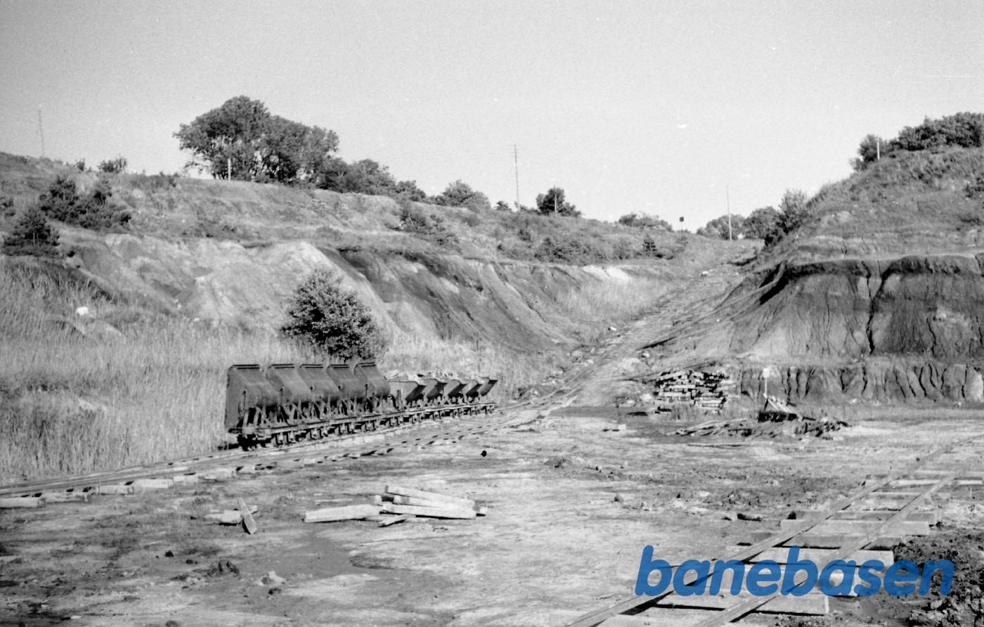 Hasle lergrav med tipvogne Hasle lergrav med tipvogne