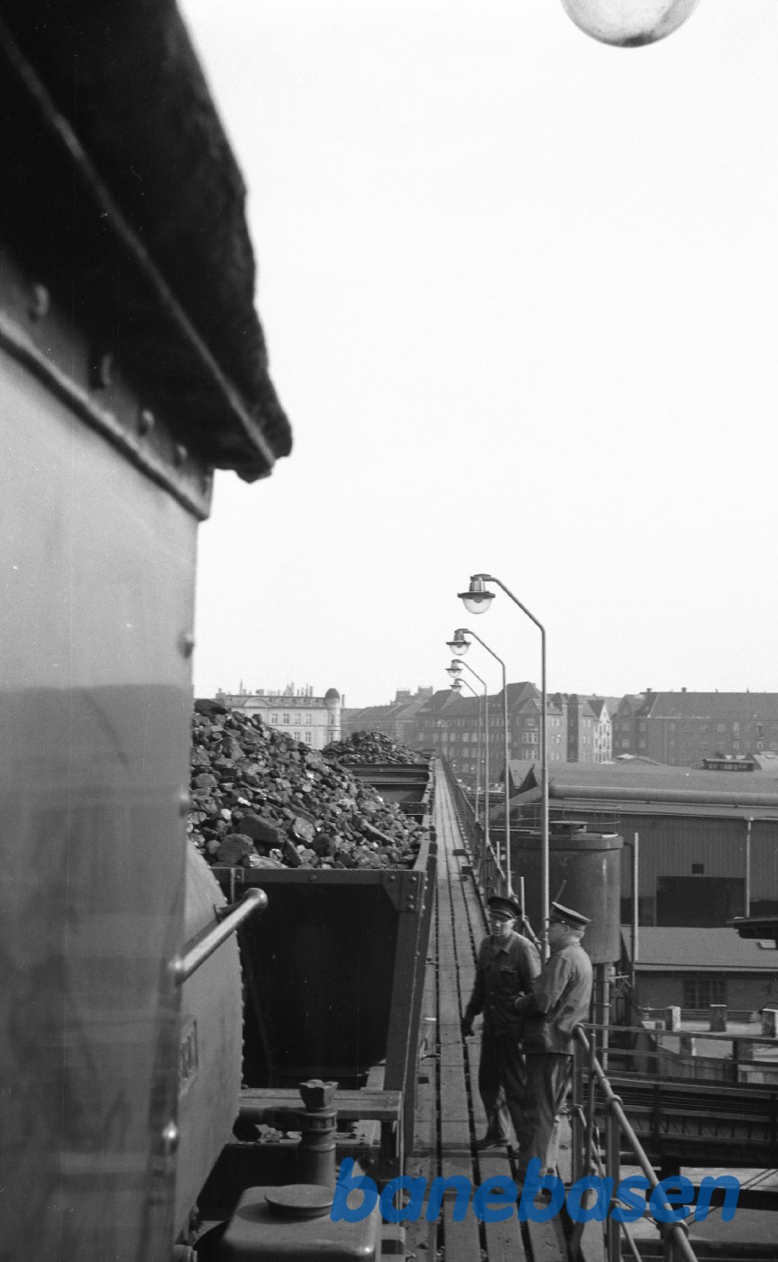 Østre gasværk.udsyn over kulrampen Østre gasværk.udsyn over kulrampen