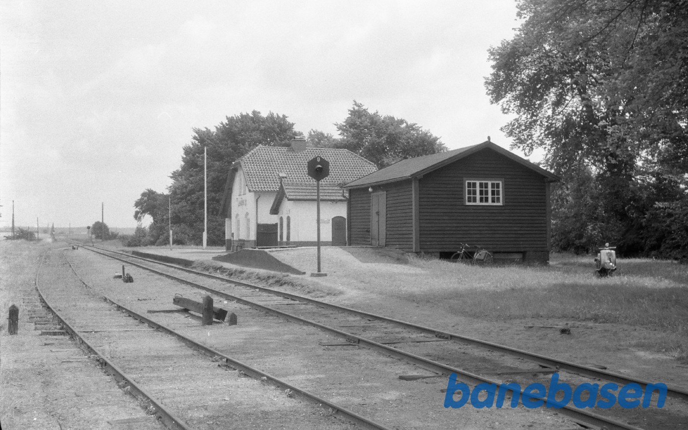 Skellebjerg station. Skellebjerg station.