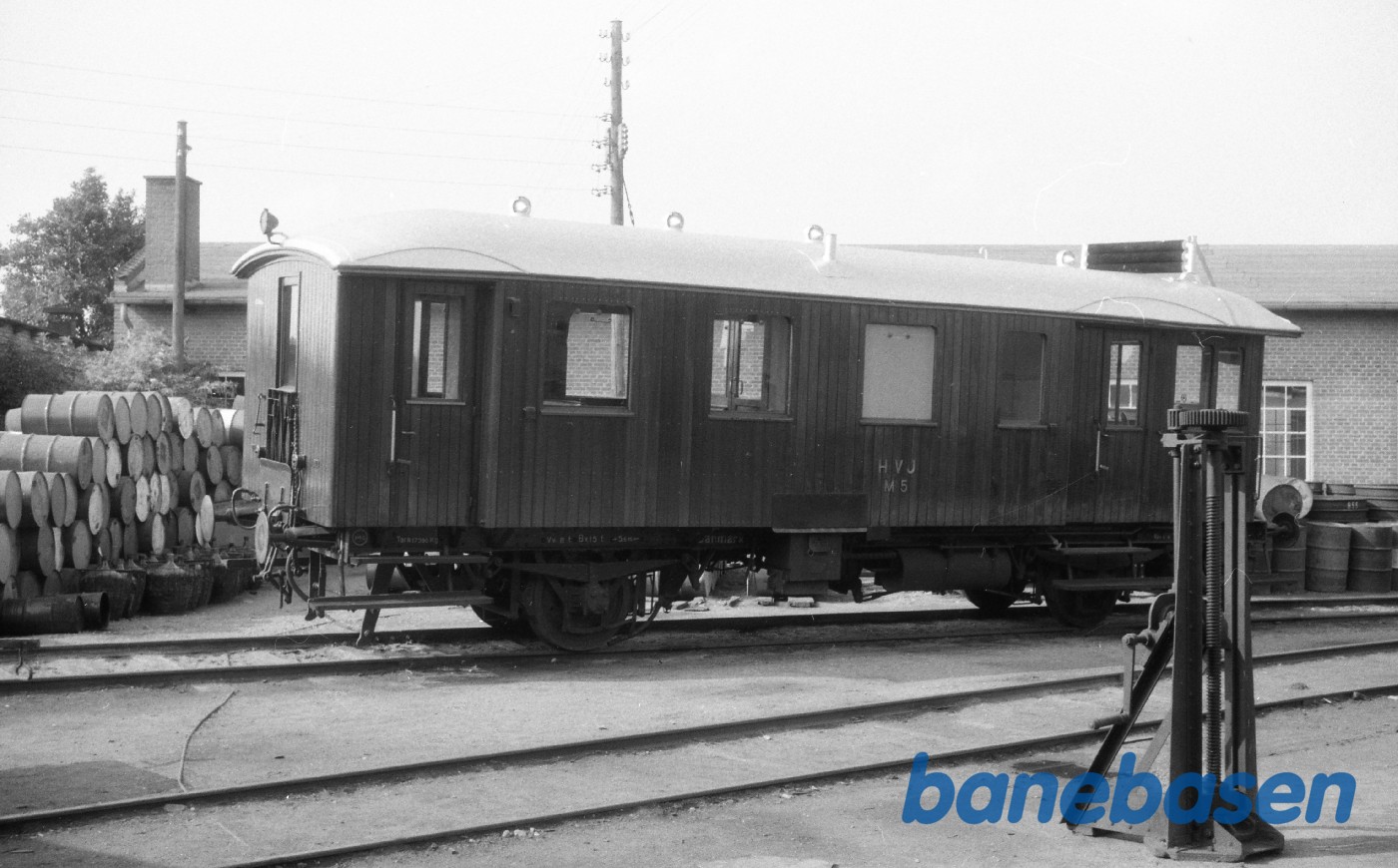Holbæk station med HVJ M 5 Holbæk station med HVJ M 5