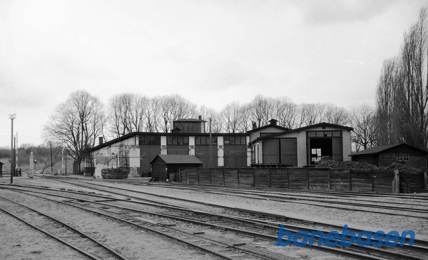 Præstø station.Remisen . Præstø station.Remisen .