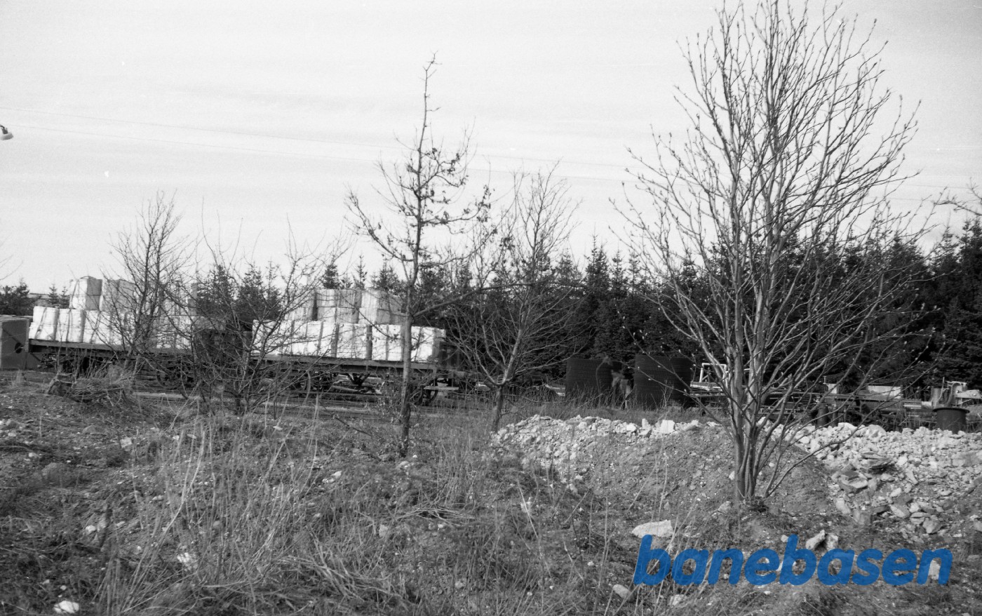 Havnen i Næstved. Åbne godsvogne med papirmasse Havnen i Næstved. Åbne godsvogne med papirmasse