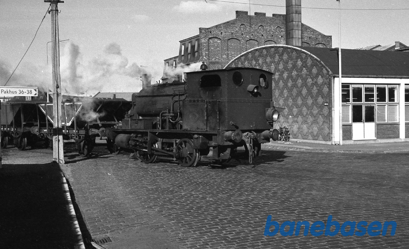 ØG 1 med tomme vogne ØG 1 med tomme vogne