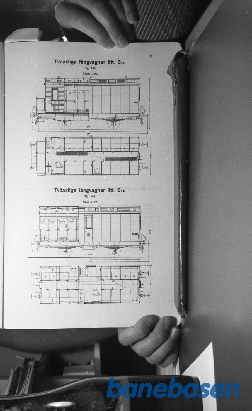 Tegning.Svenske Jernbanevogne Tegning.Svenske Jernbanevogne