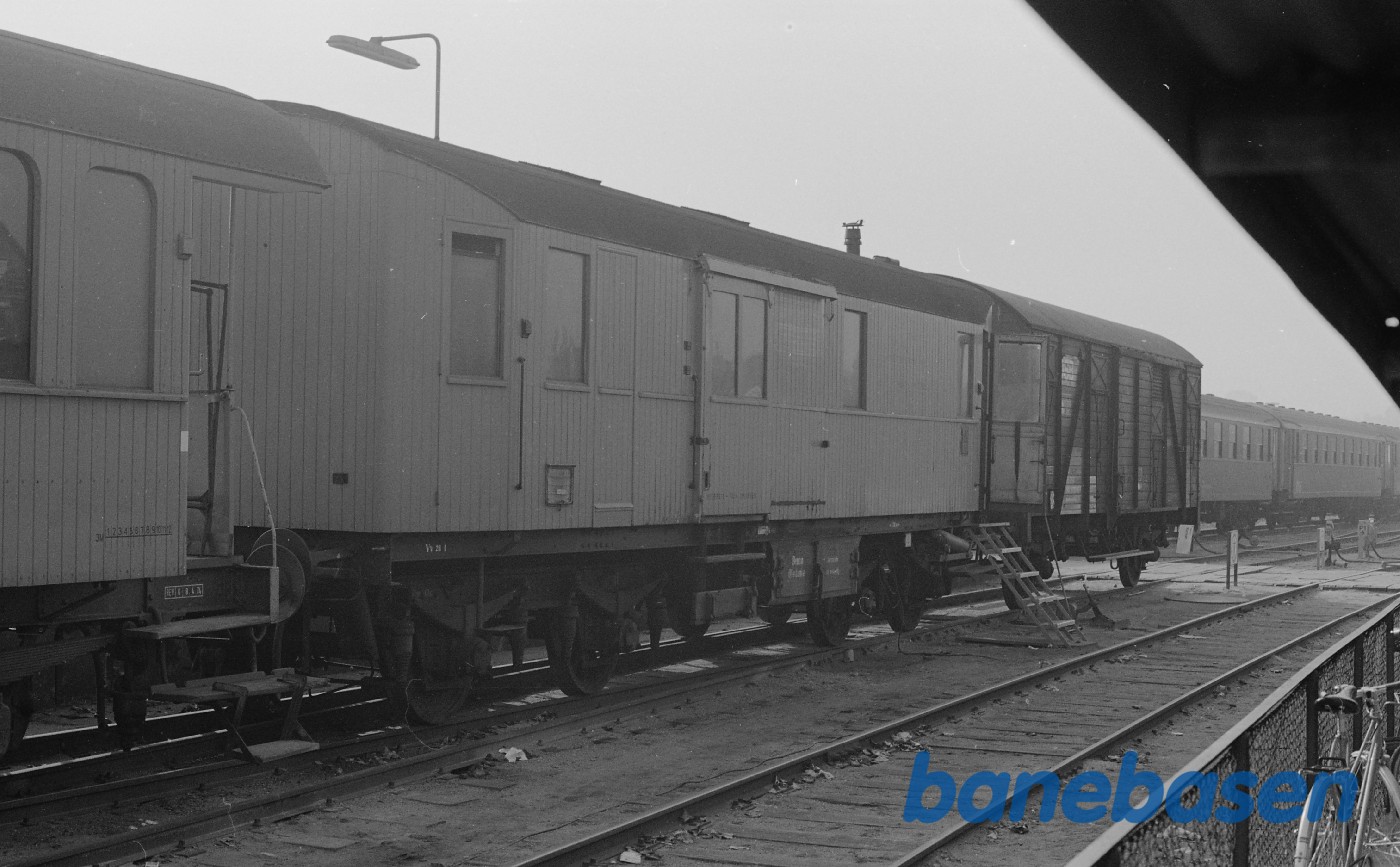 Helsingør med tjenestevogn tdl DSB MT Helsingør med tjenestevogn tdl DSB MT