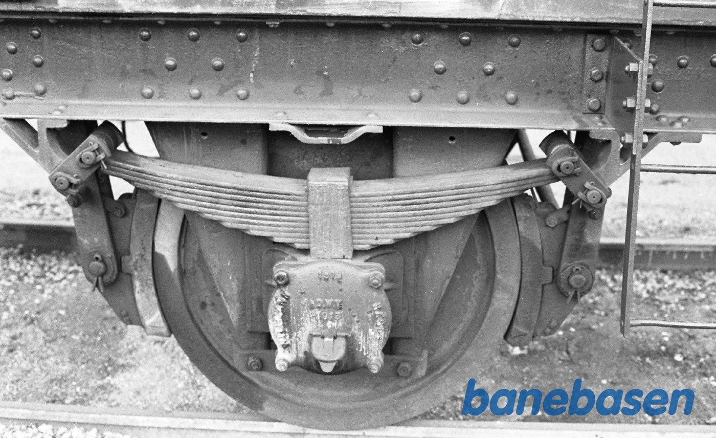 Rungsted station. Esso tankvogn, Hjul Rungsted station. Esso tankvogn, Hjul