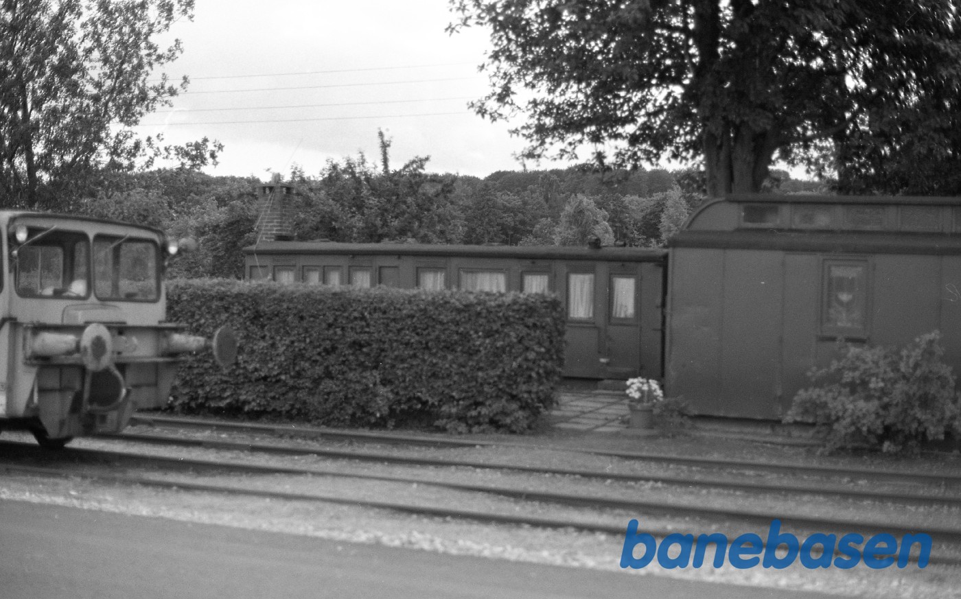 Rungsted station. Kupevognkasse Rungsted station. Kupevognkasse