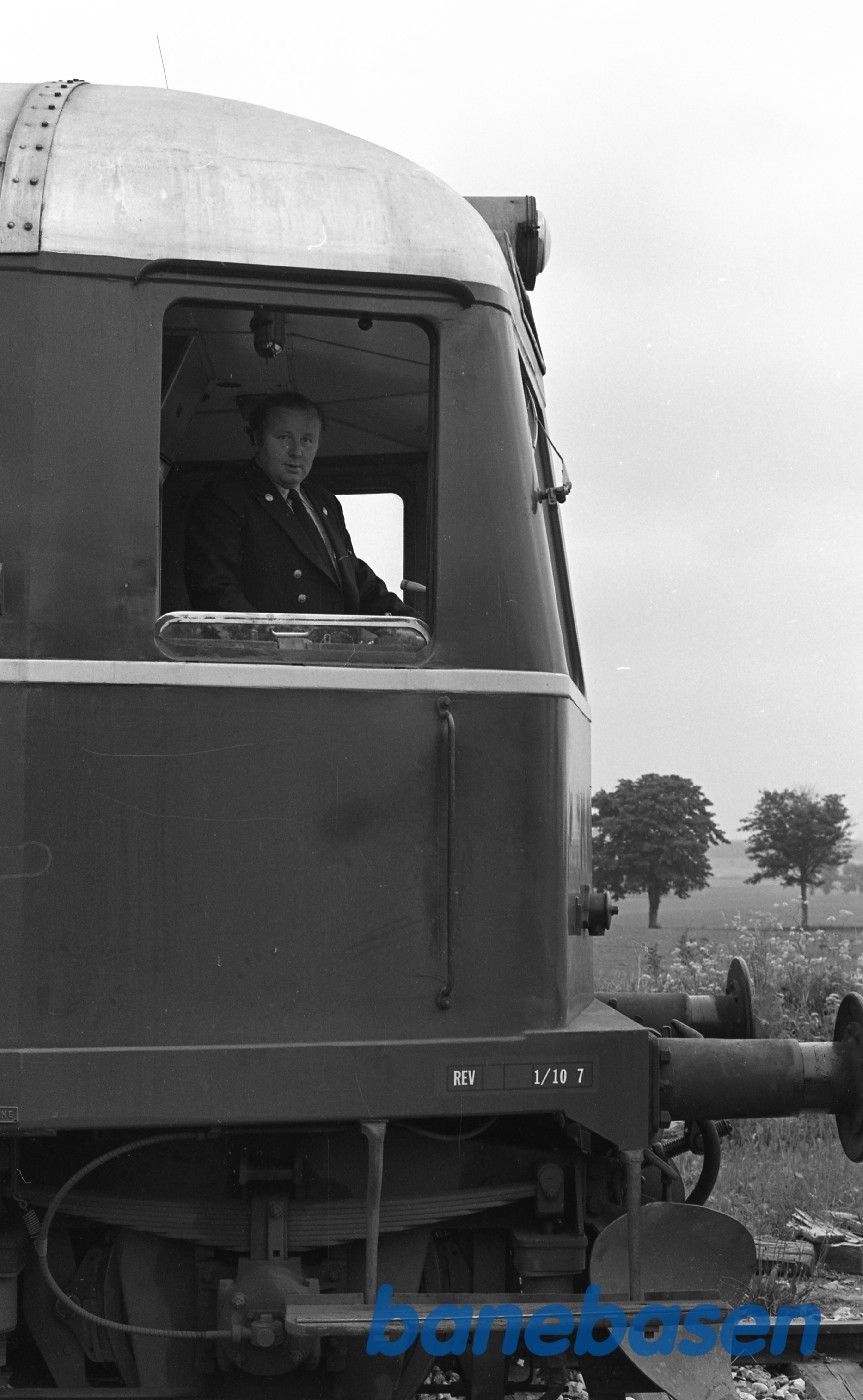 Hillerød station. GDS L 1. Førrrum Hillerød station. GDS L 1. Førrrum