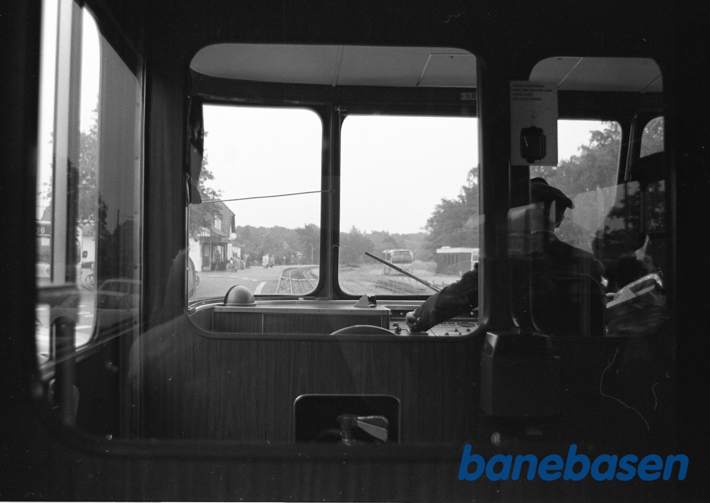 Hornbæk station set fra førerrummet på Y tog Hornbæk station set fra førerrummet på Y tog