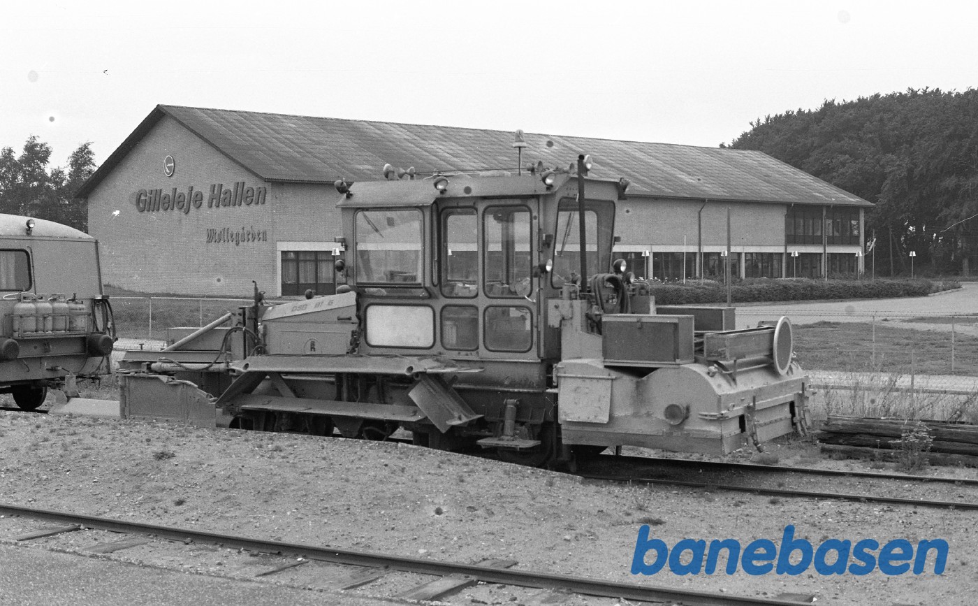 Gilleleje station med arbejdskøretøjer Gilleleje station med arbejdskøretøjer