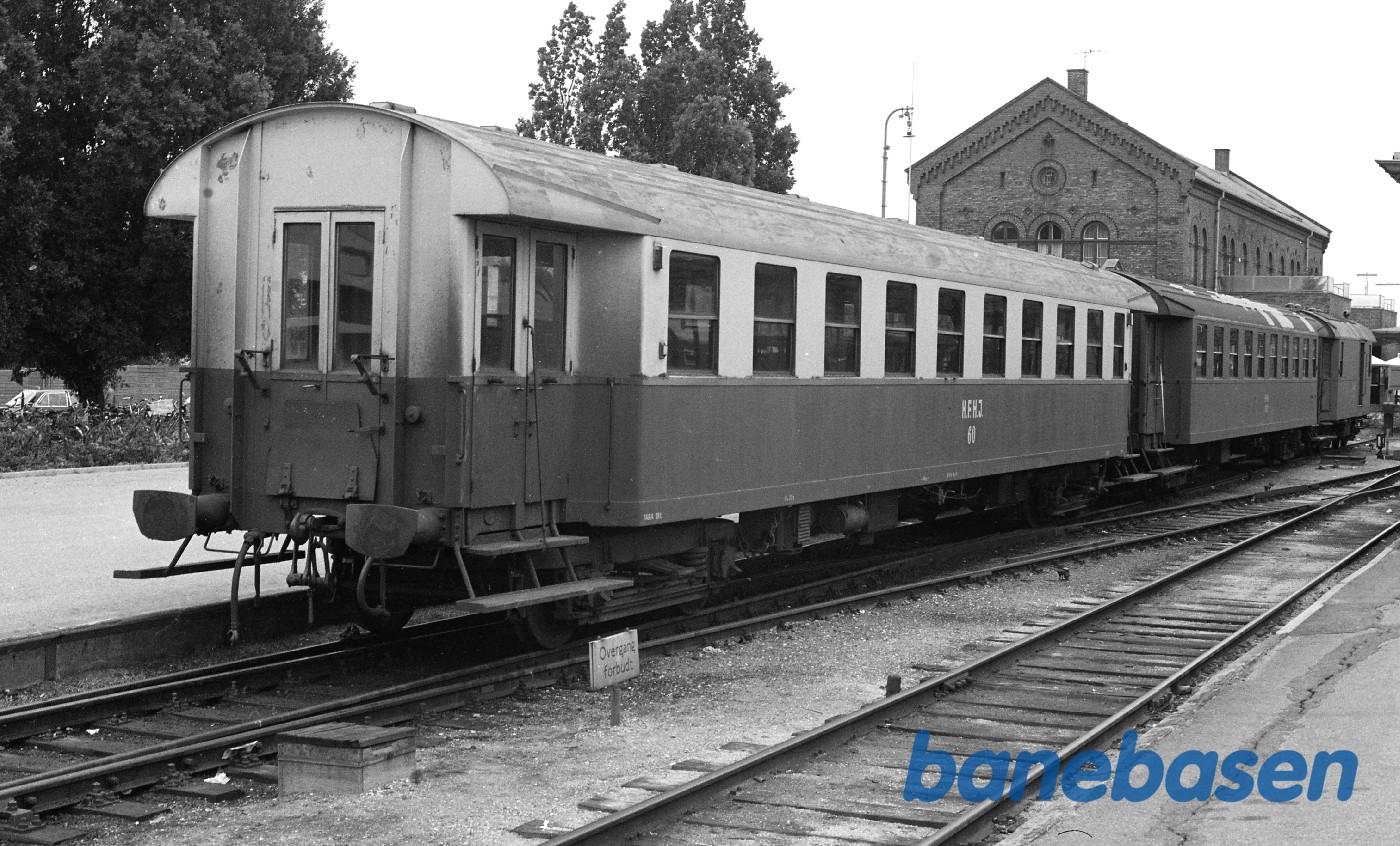 Hillerød station med HFHJ 60 Hillerød station med HFHJ 60