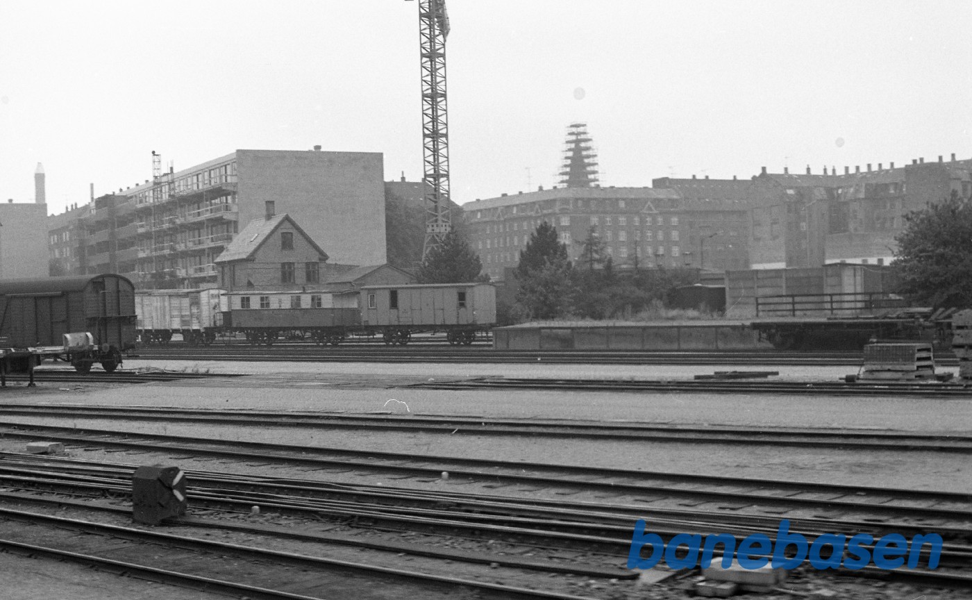 Frederiksberg station med DJK vogne Frederiksberg station med DJK vogne