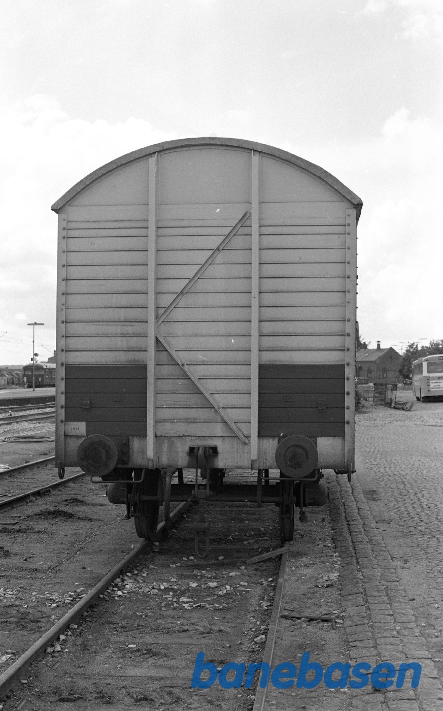 Hillerød station ltr Hs. Gavl Hillerød station ltr Hs. Gavl