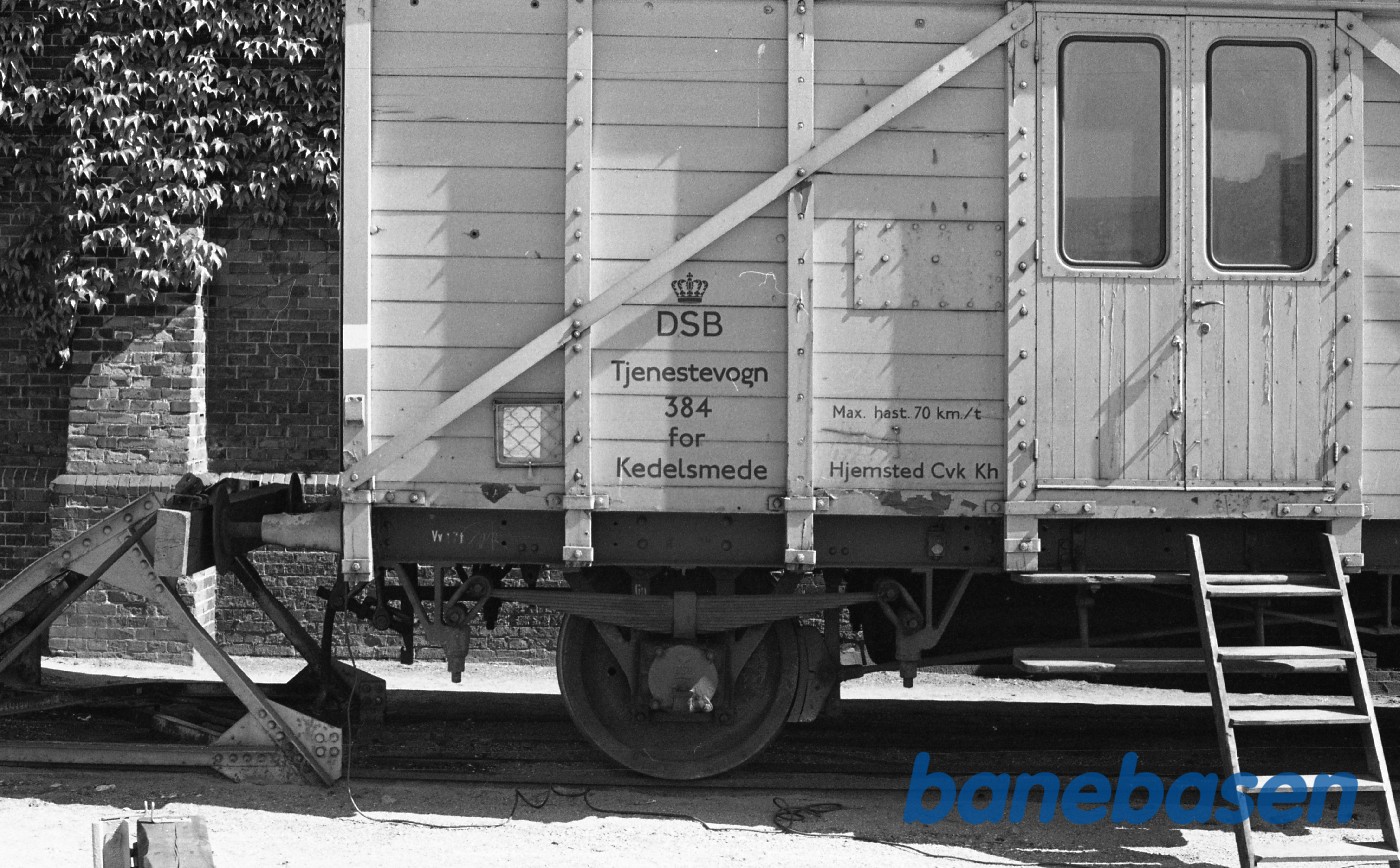 Helsingør station .Tjenestevogn 384 Helsingør station .Tjenestevogn 384