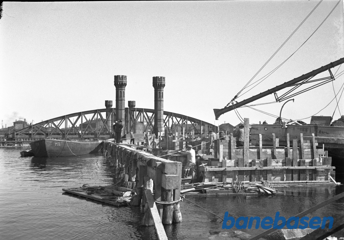 Vordingborg Havn. Gl. Masnedsundbro under midlertidig reparati0n Vordingborg Havn. Gl. Masnedsundbro under midlertidig reparati0n