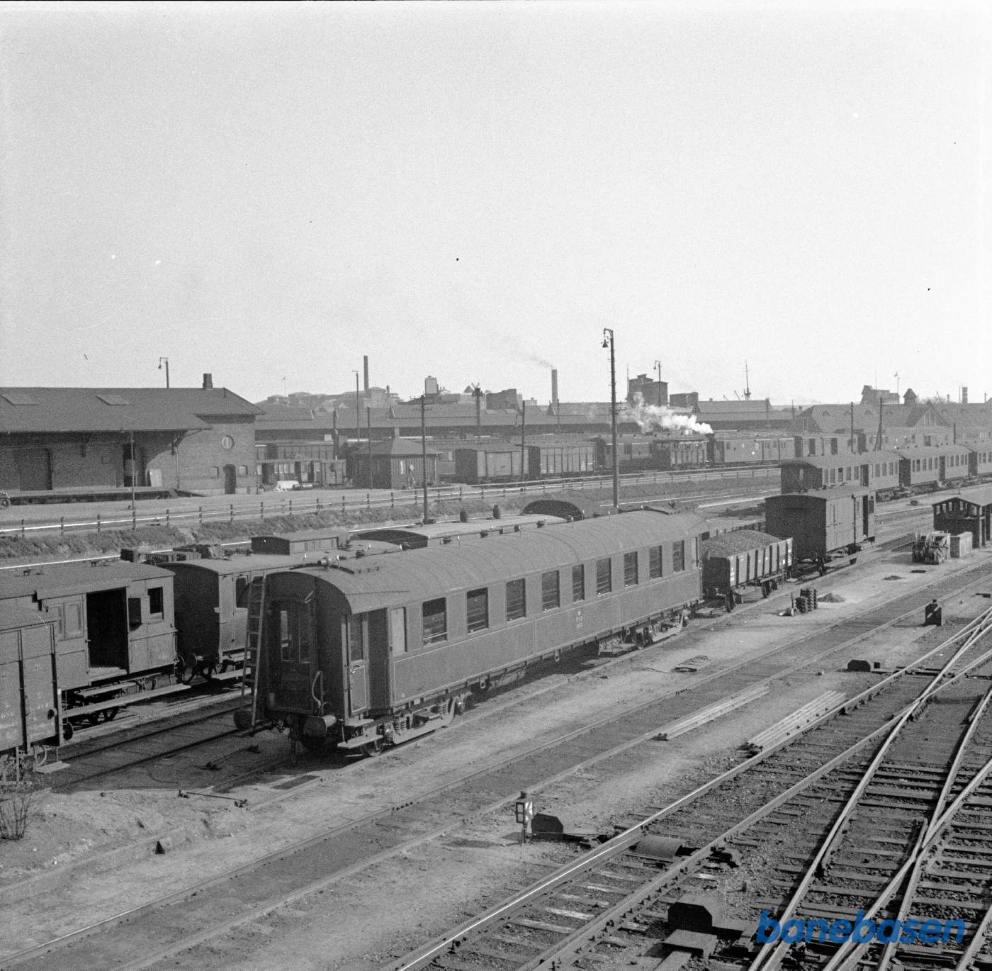 DSB personvogn CR 1023 med tagantenne DSB personvogn CR 1023 med tagantenne