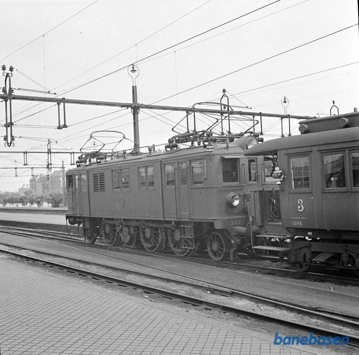 El lokomotiv SJ D 240 på Malmø C station