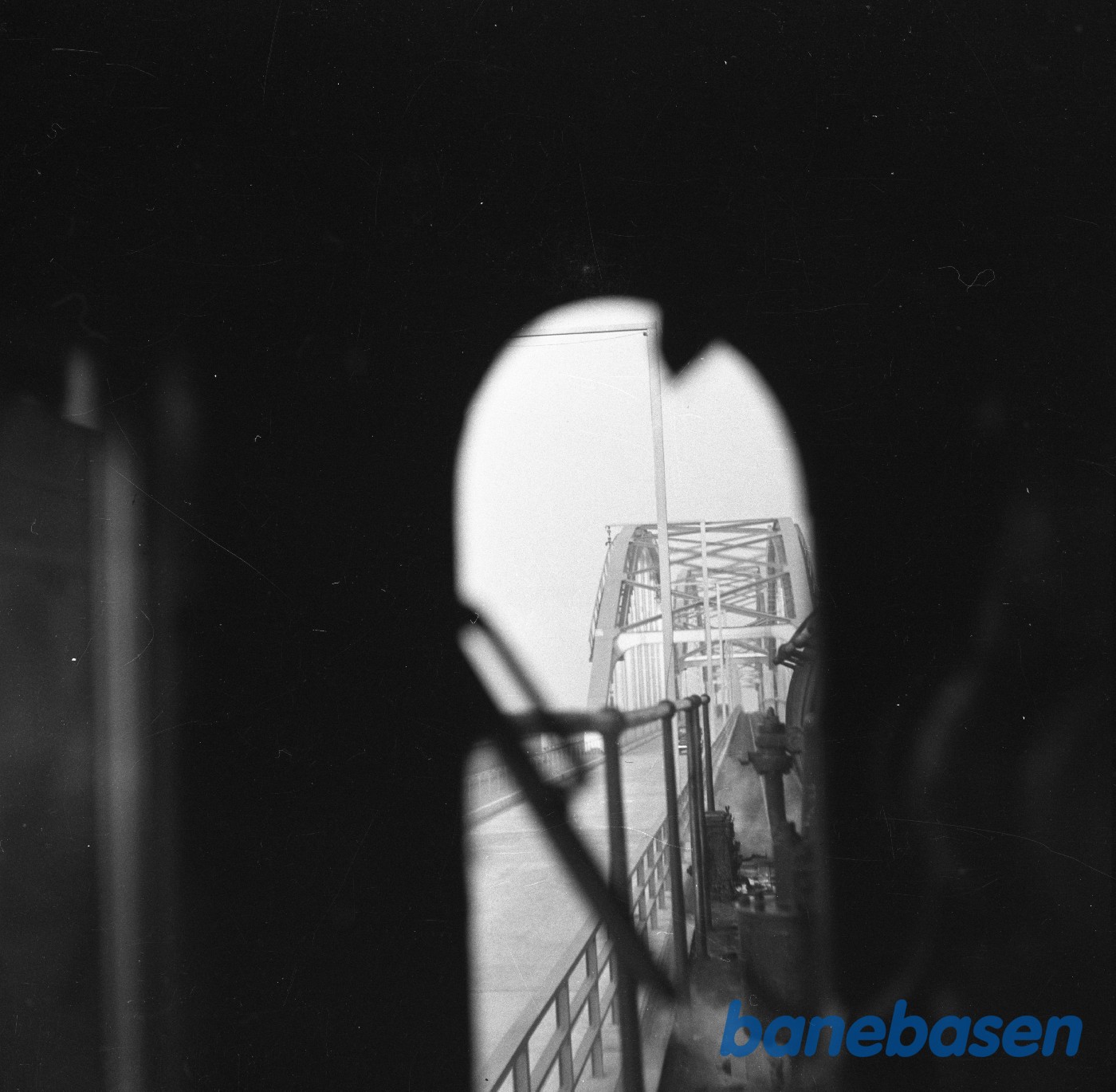 Storstrømsbroen. Fotograferet fra damplokomotiv E 964 førerhus Storstrømsbroen. Fotograferet fra damplokomotiv E 964 førerhus