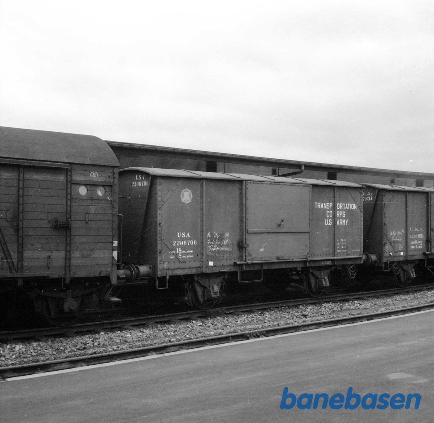 USTC Lukket godsvogn 2206706 på Fredericia station USTC Lukket godsvogn 2206706 på Fredericia station