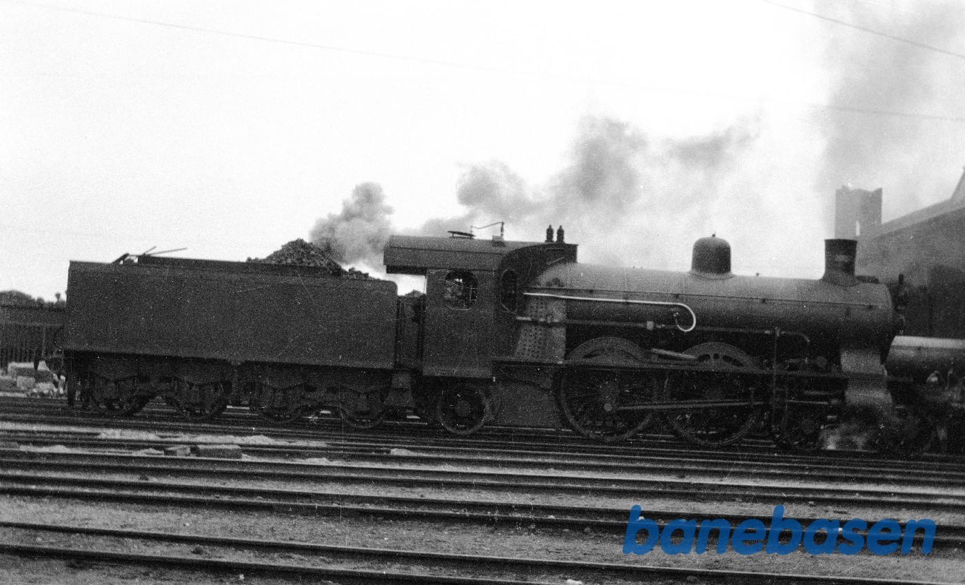 Damplokomotiv Ltr P ved maskindepotet på GB Damplokomotiv Ltr P ved maskindepotet på GB