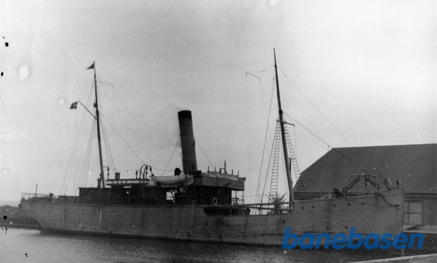 Damp Isbryder "Stærkodder" i Skive havn Damp Isbryder "Stærkodder" i Skive havn