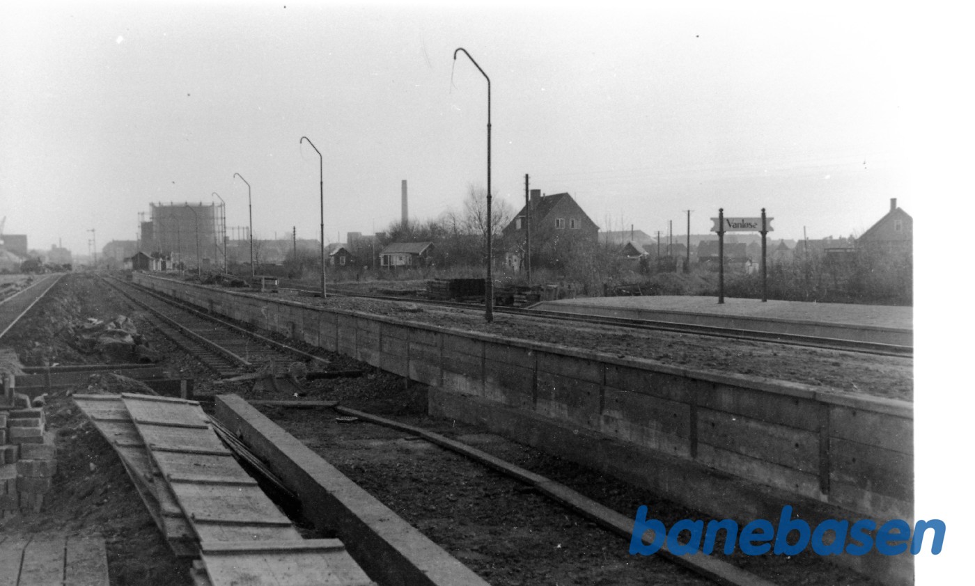 Vanløse station set mod Frederikssund Vanløse station set mod Frederikssund