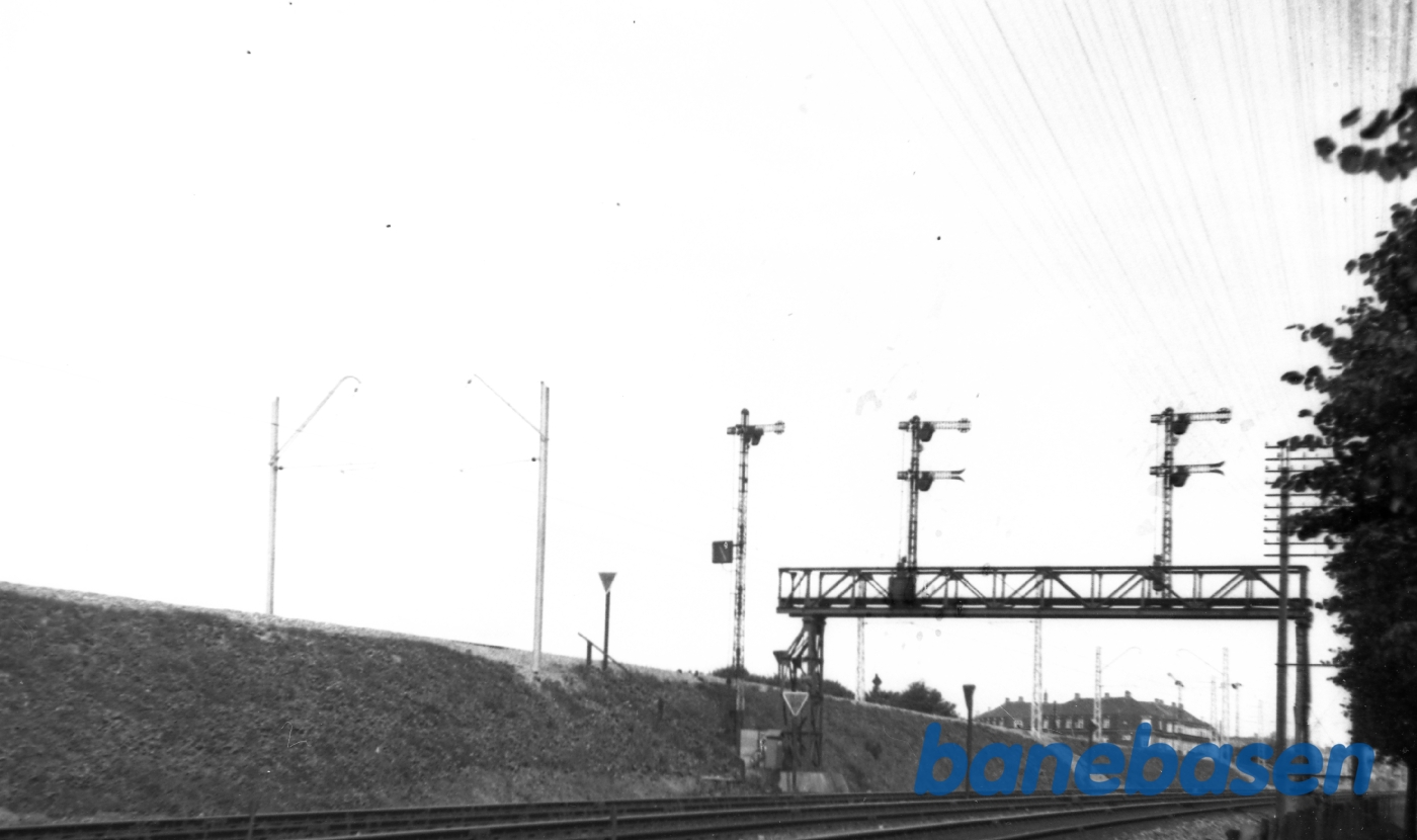 Indkørselssignaler. Hellerup syd. Indkørselssignaler. Hellerup syd.