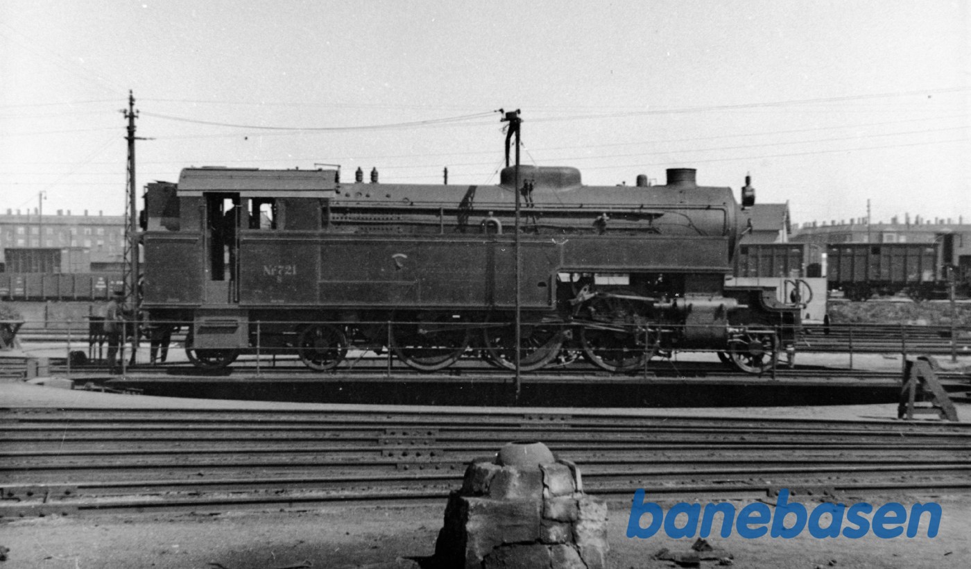 Damplokomotiv S 721. Københavns maskindepot Damplokomotiv S 721. Københavns maskindepot