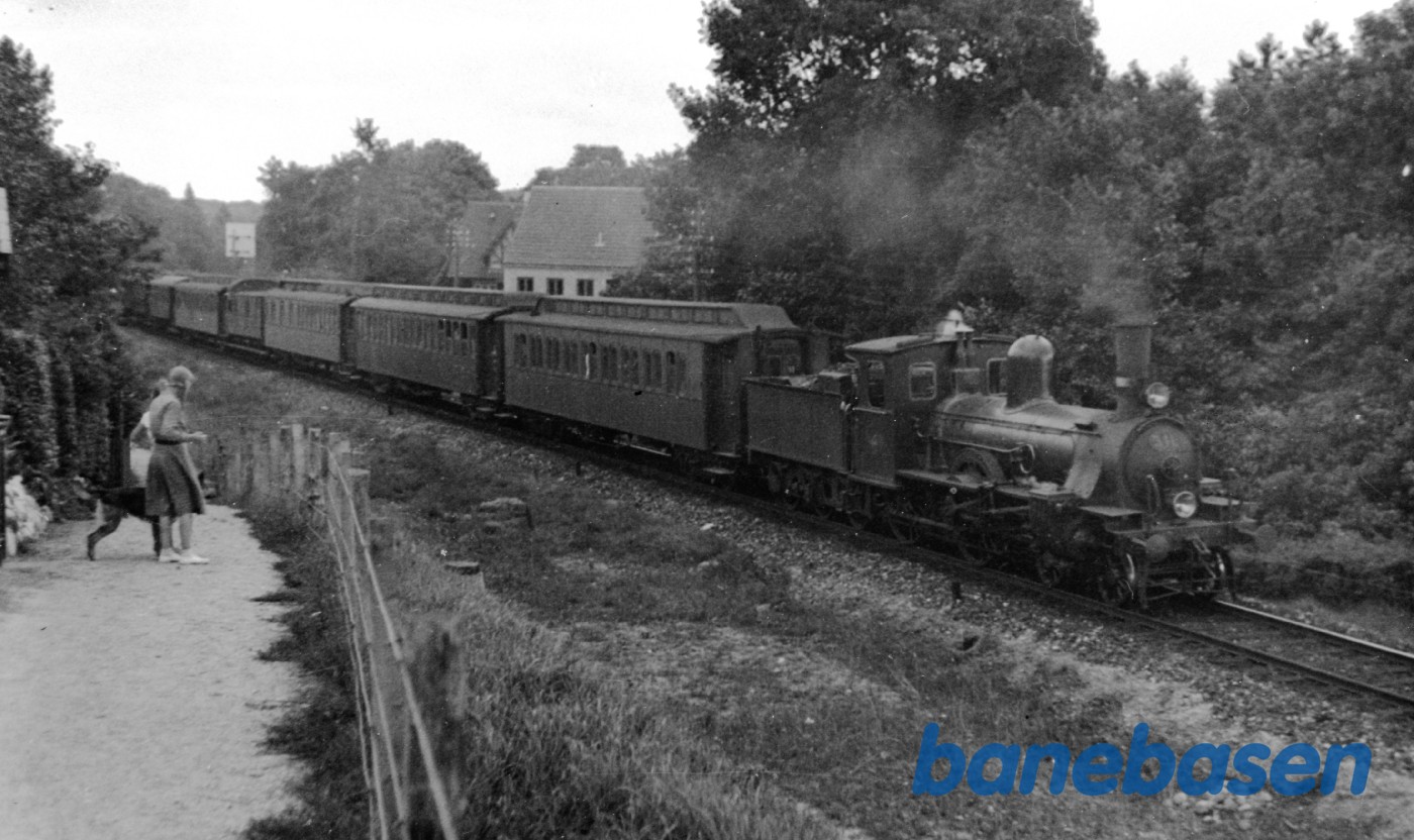 Damplokomotiv K 541 ved Holte Damplokomotiv K 541 ved Holte