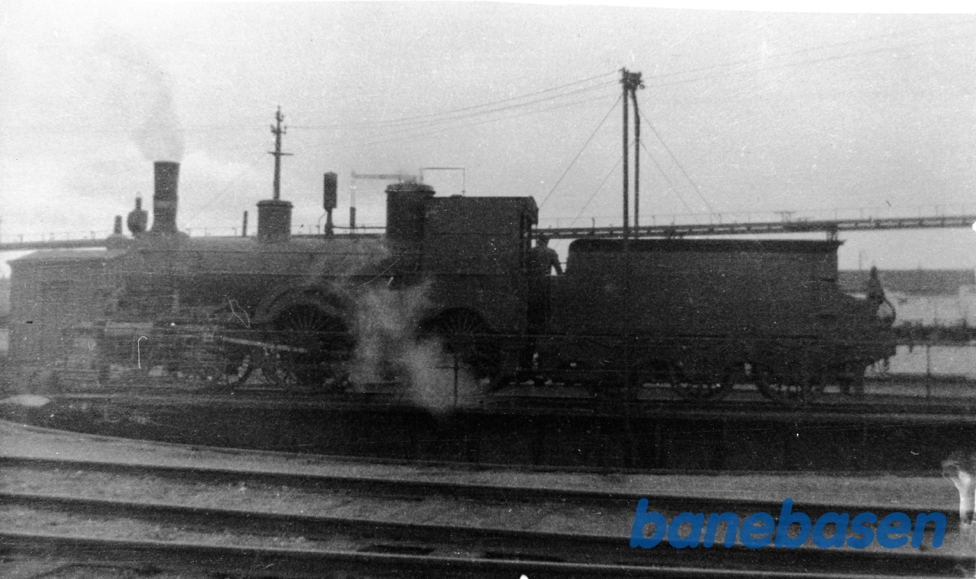 Damplokomotiv DS 210. København G maskindepot Damplokomotiv DS 210. København G maskindepot
