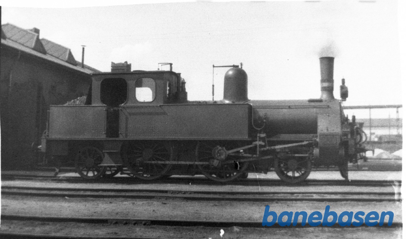 Damplokomotiv O 339. København G maskindepot Damplokomotiv O 339. København G maskindepot